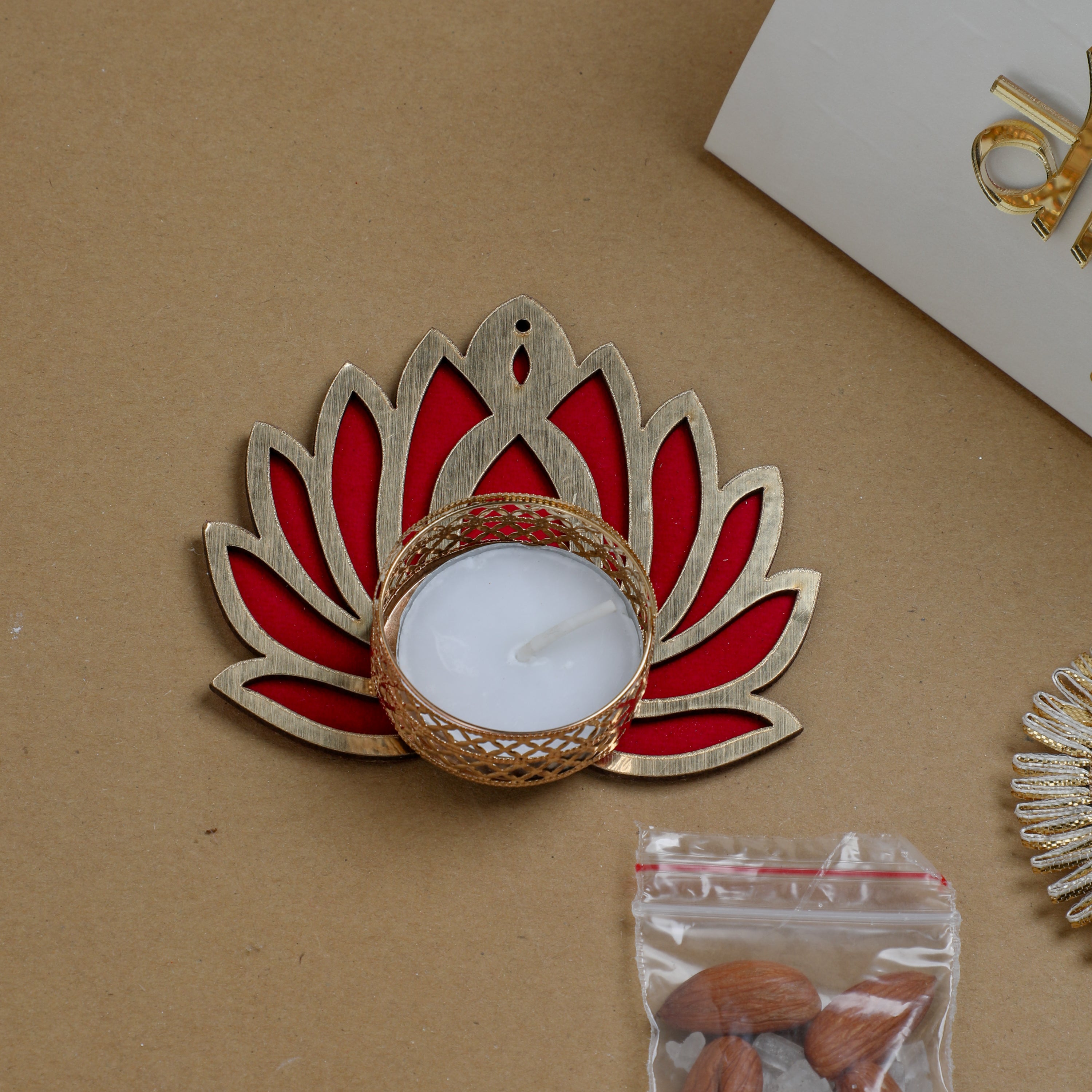 Acrylic made lotus tealight holder